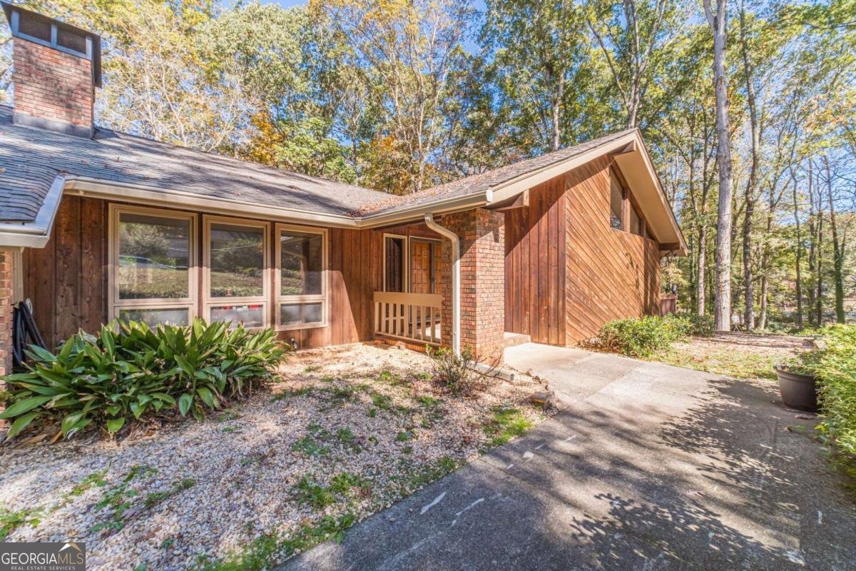 2612 Country Club Drive Conyers - 2