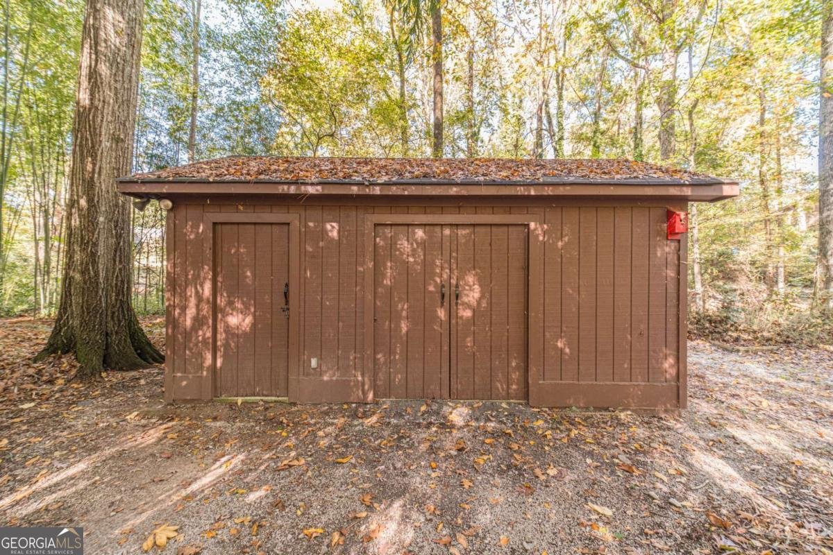 2612 Country Club Drive Conyers - 74
