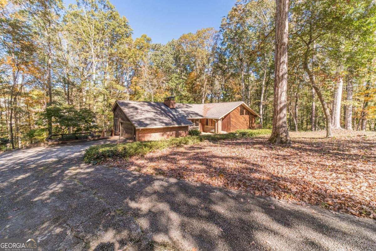 2612 Country Club Drive Conyers - 87
