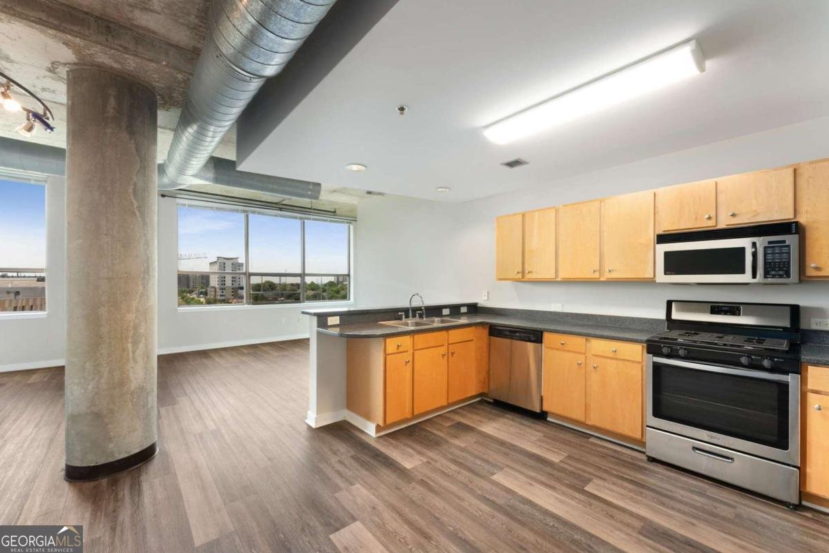 115 Peachtree Place Atlanta - 1