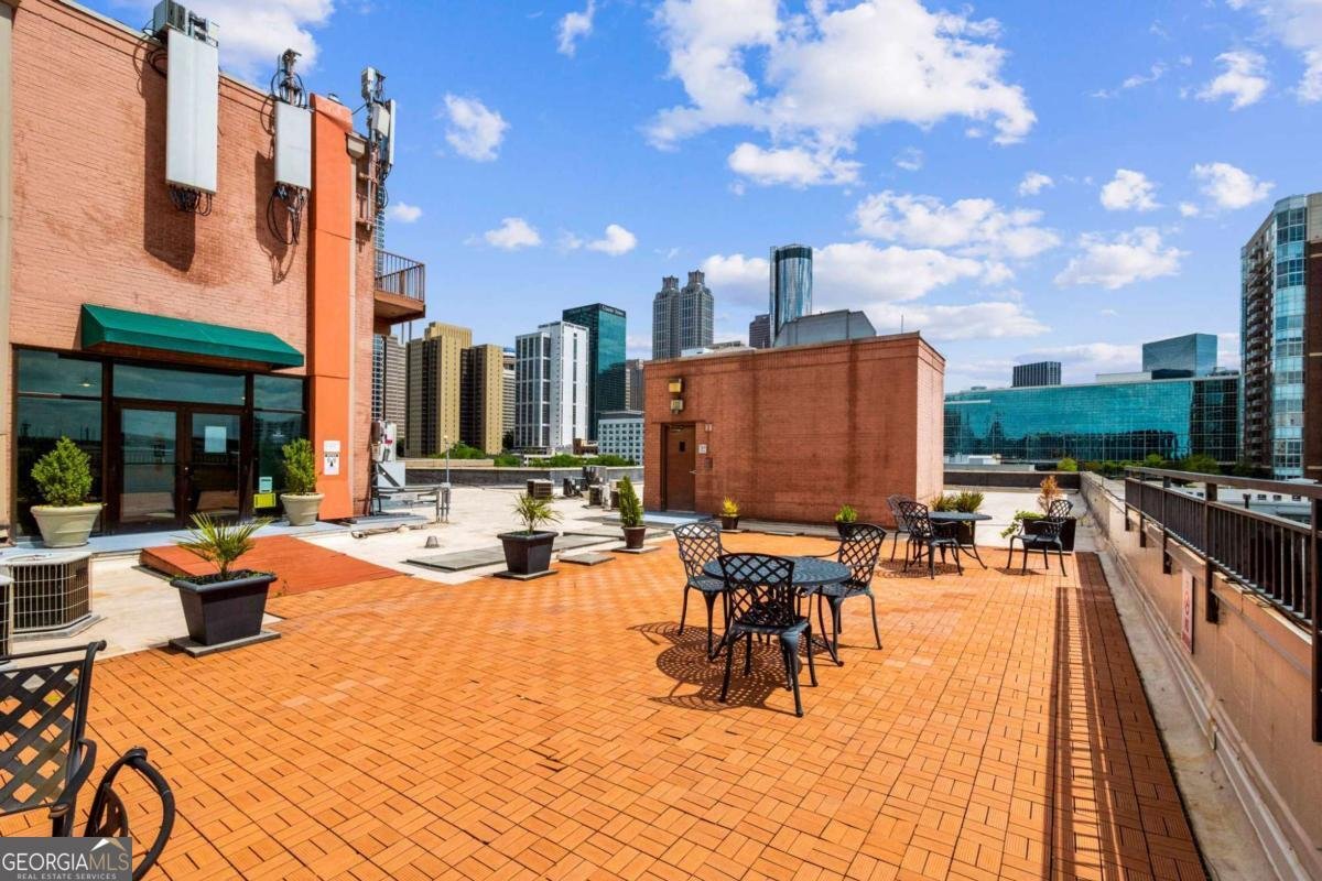 115 Peachtree Place Atlanta - 27