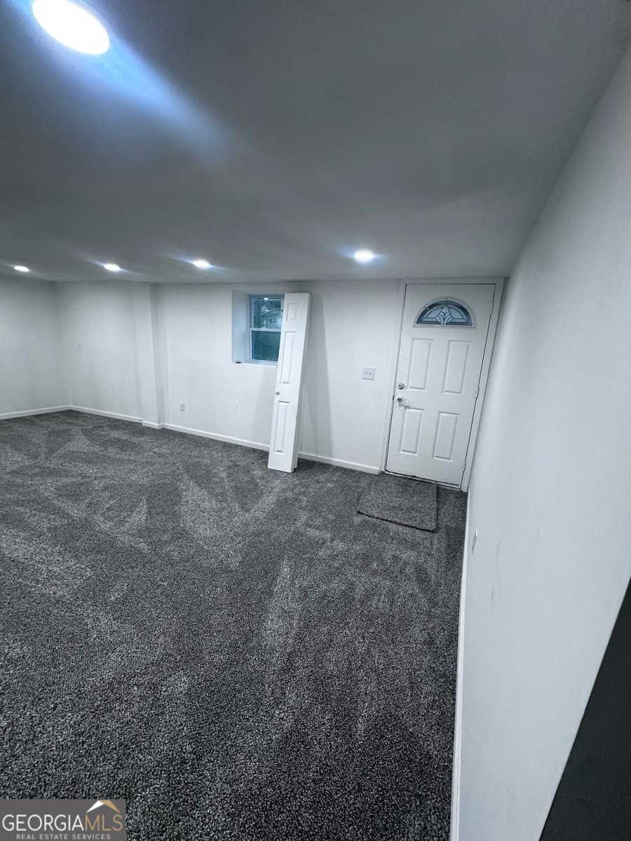 13 Blanche Avenue Rome - 16