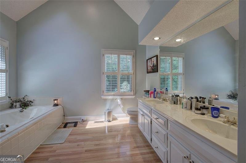 915 OAK GROVE Road Carrollton - 23