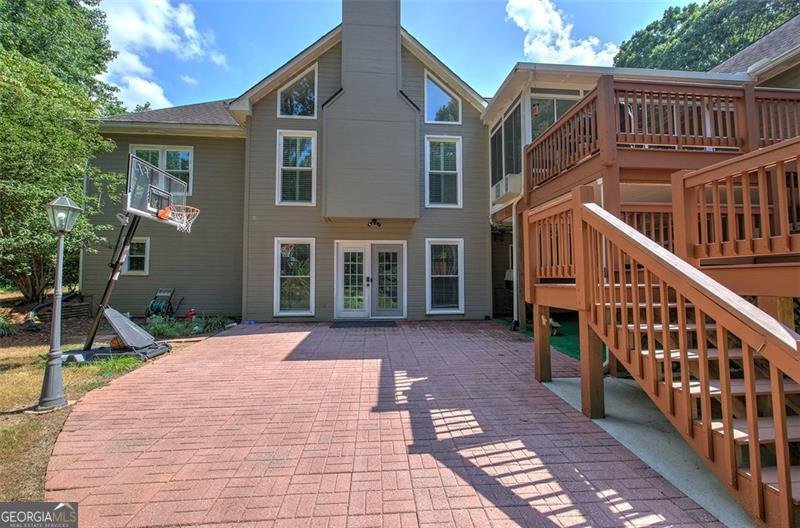 915 OAK GROVE Road Carrollton - 39