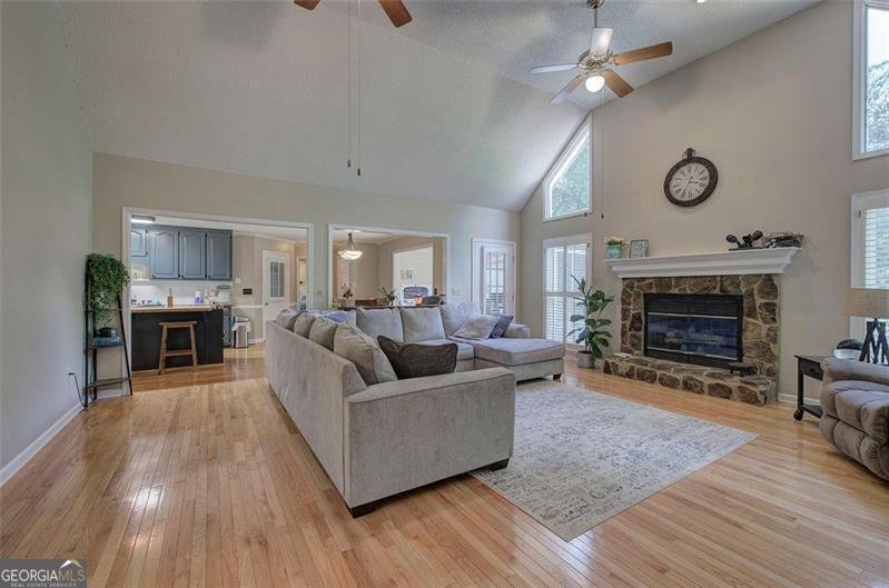 915 OAK GROVE Road Carrollton - 7