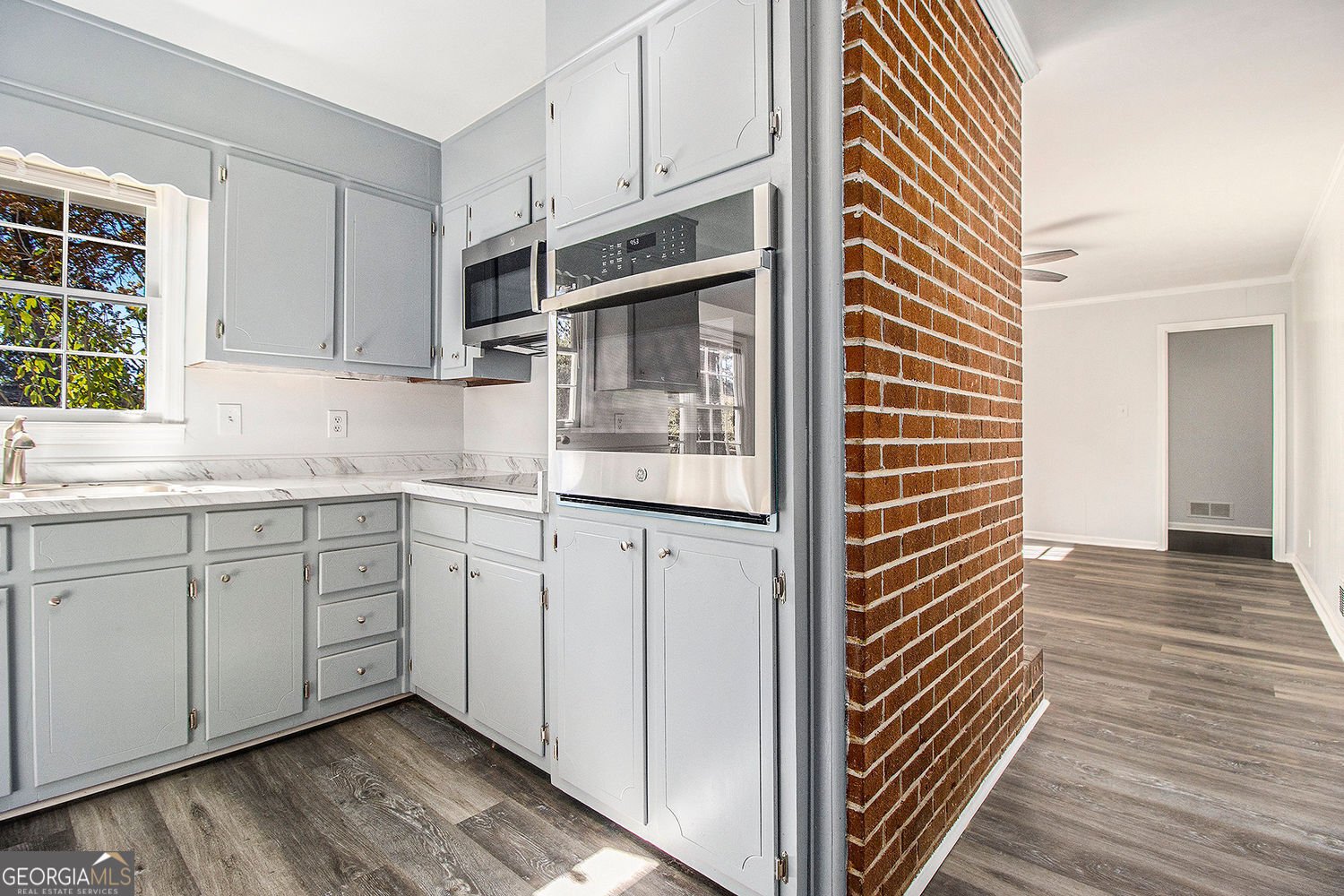 2540 Thornton Drive Atlanta - 19