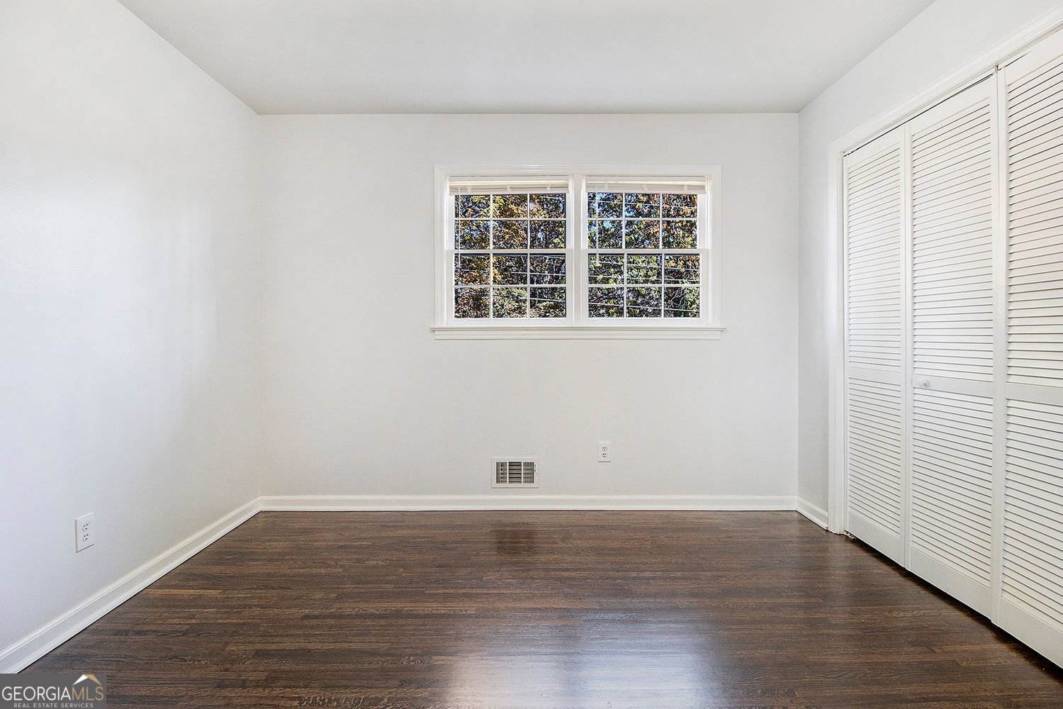 2540 Thornton Drive Atlanta - 29