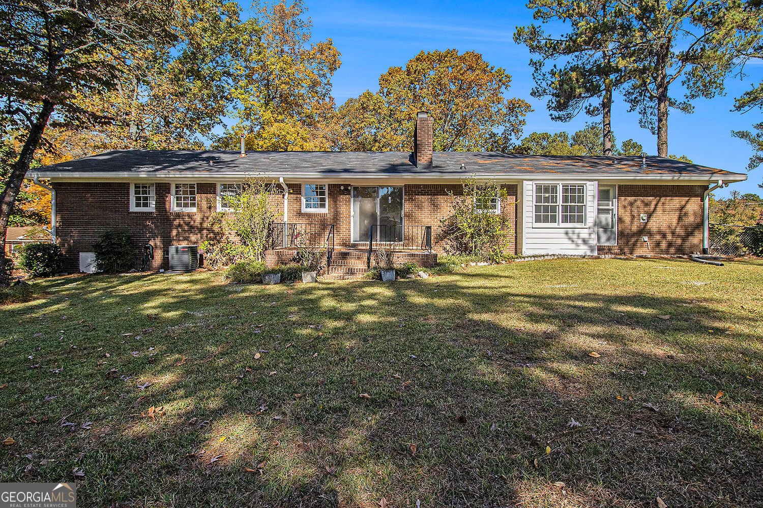 2540 Thornton Drive Atlanta - 33