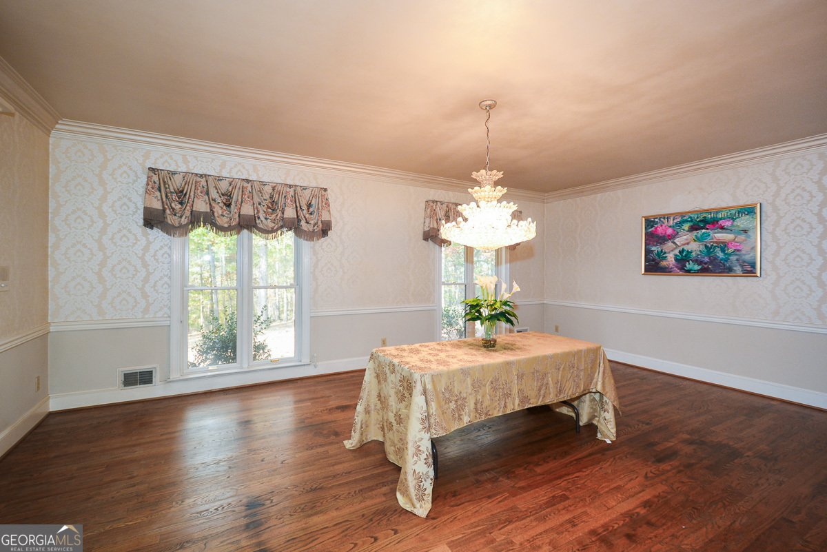 115 Russell Road Roswell - 43