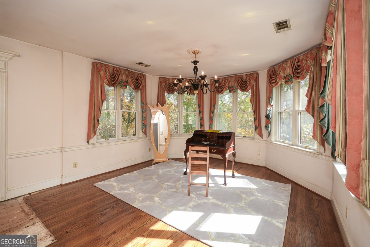 115 Russell Road Roswell - 69