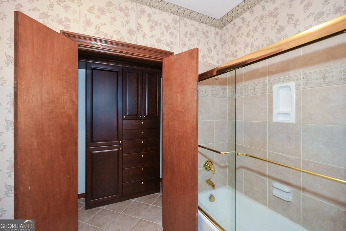 115 Russell Road Roswell - 98