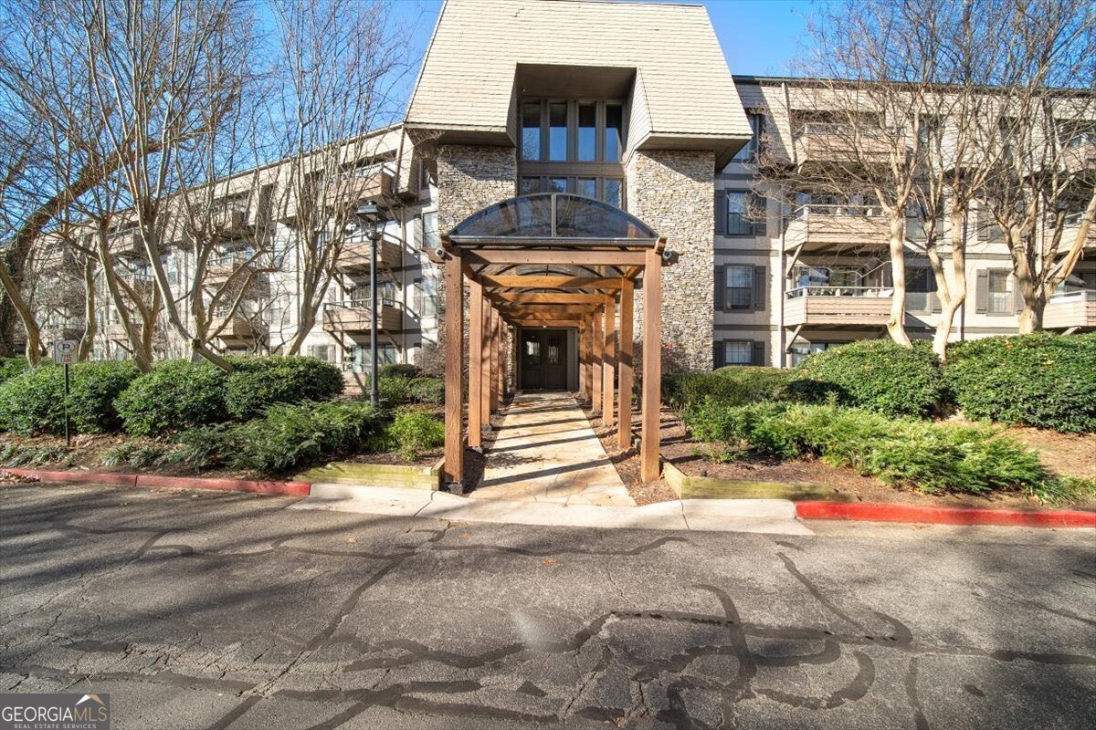 1214 Highland Bluff Drive Atlanta - 1