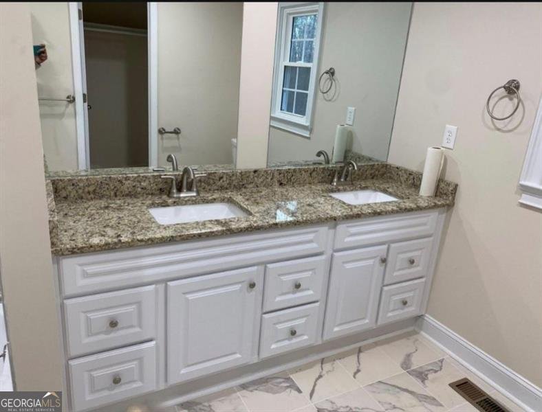 216 RIVERS Road Fayetteville - 14