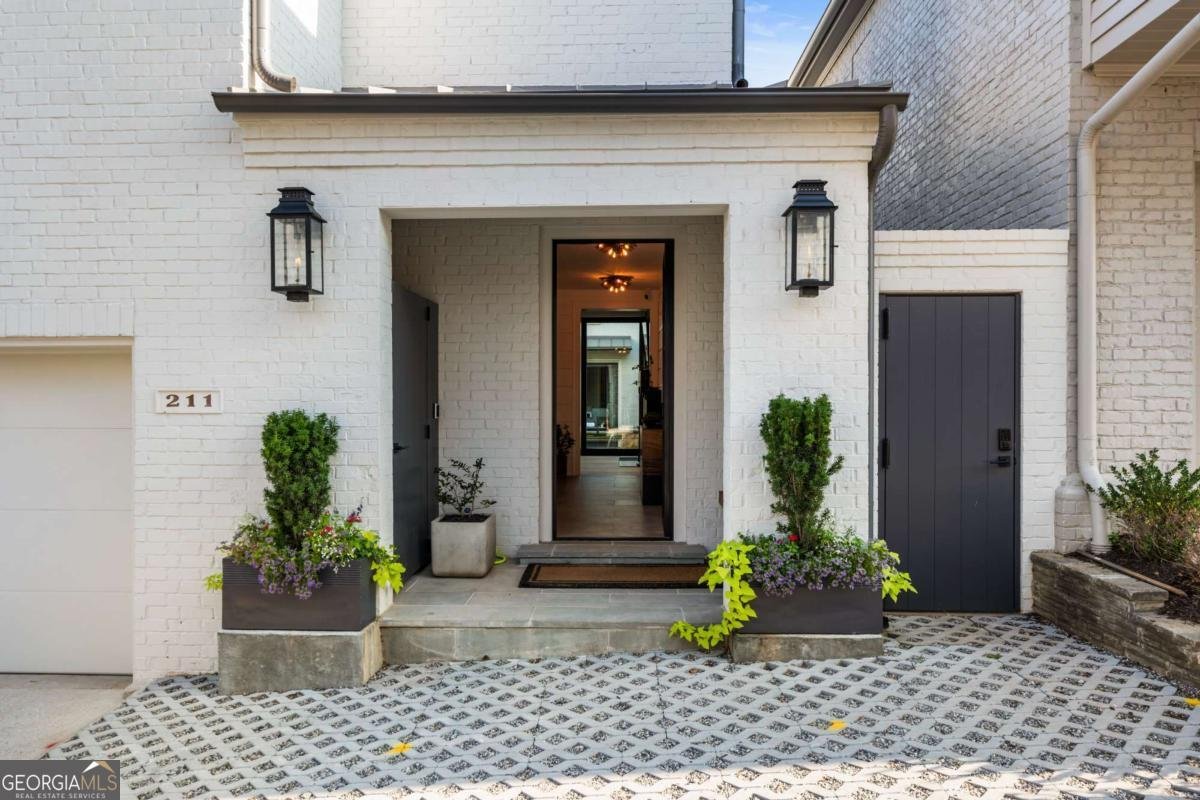 211 Esplanade Alpharetta - 76
