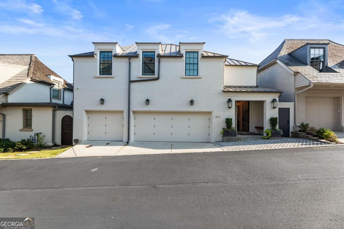 211 Esplanade Alpharetta - 77