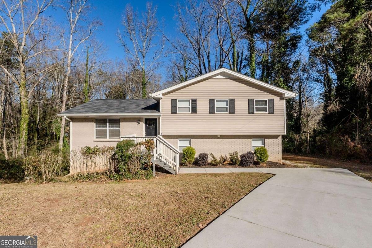 4412 Rustic Wood Drive Stone Mountain - 1