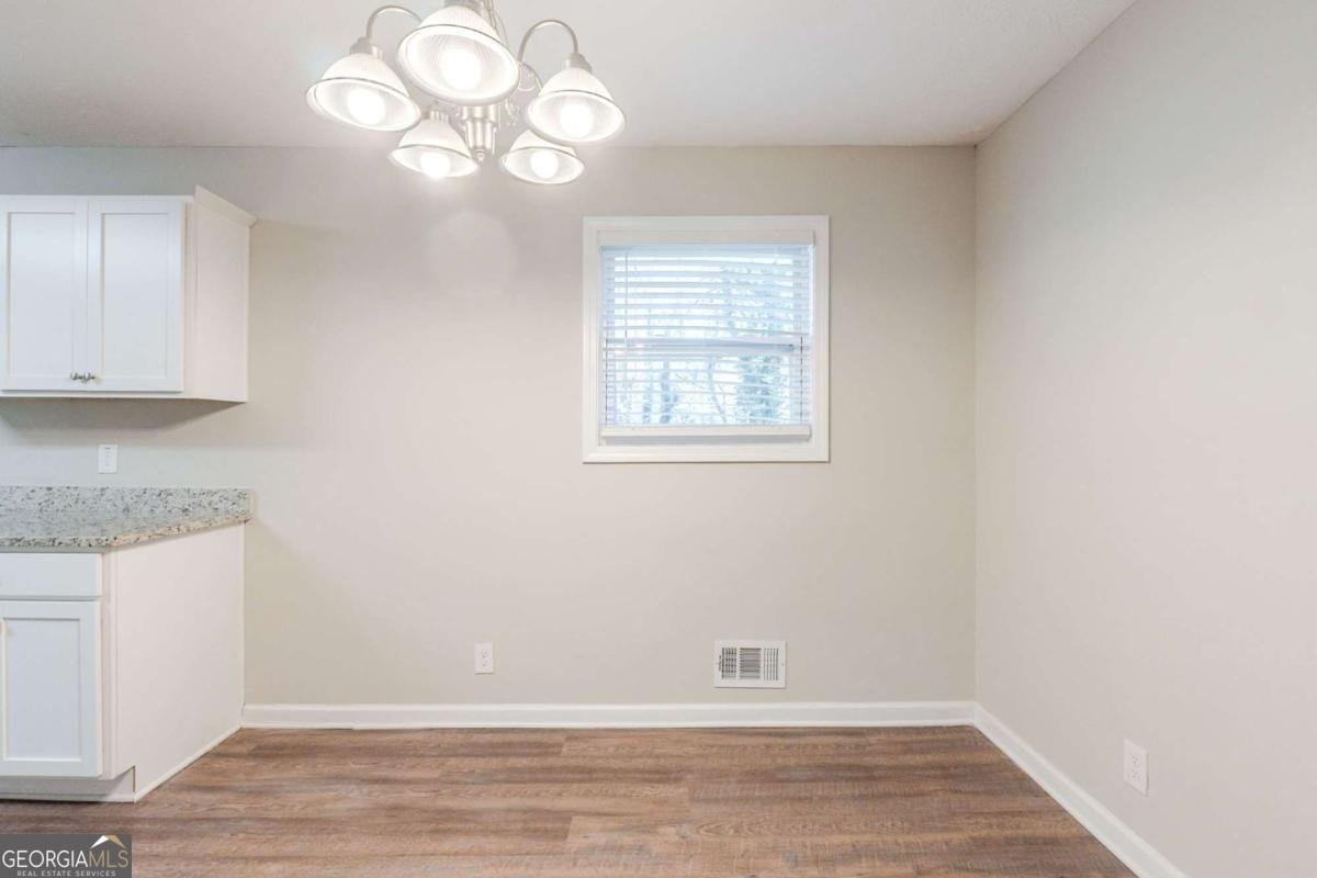 4412 Rustic Wood Drive Stone Mountain - 10