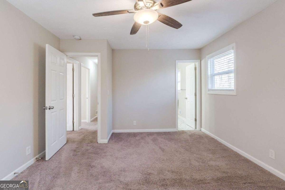 4412 Rustic Wood Drive Stone Mountain - 18