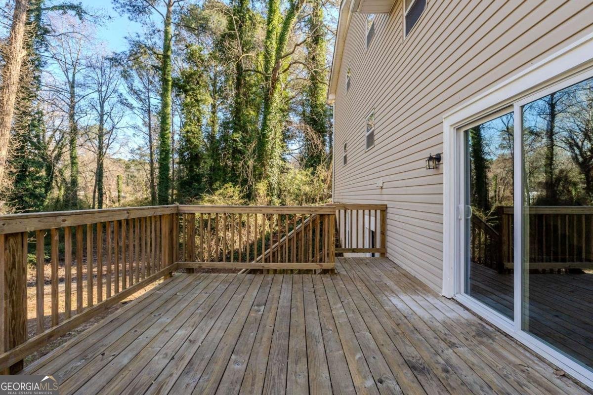 4412 Rustic Wood Drive Stone Mountain - 32
