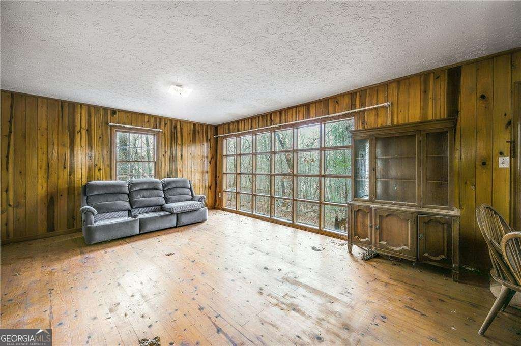 5990 Warpath Road Flowery Branch - 12