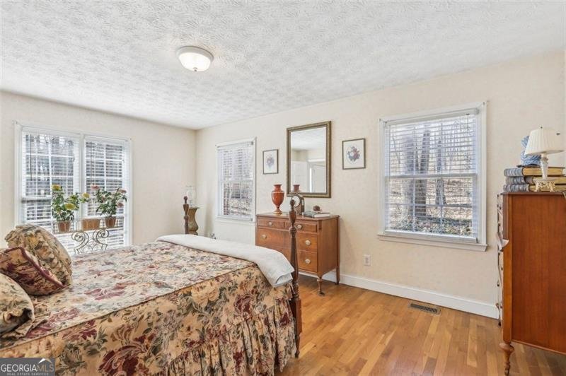 301 BENSON Road Dallas - 20