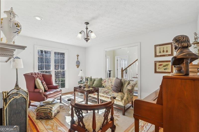 301 BENSON Road Dallas - 38