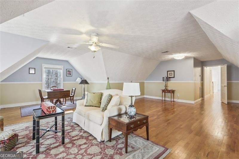 301 BENSON Road Dallas - 9