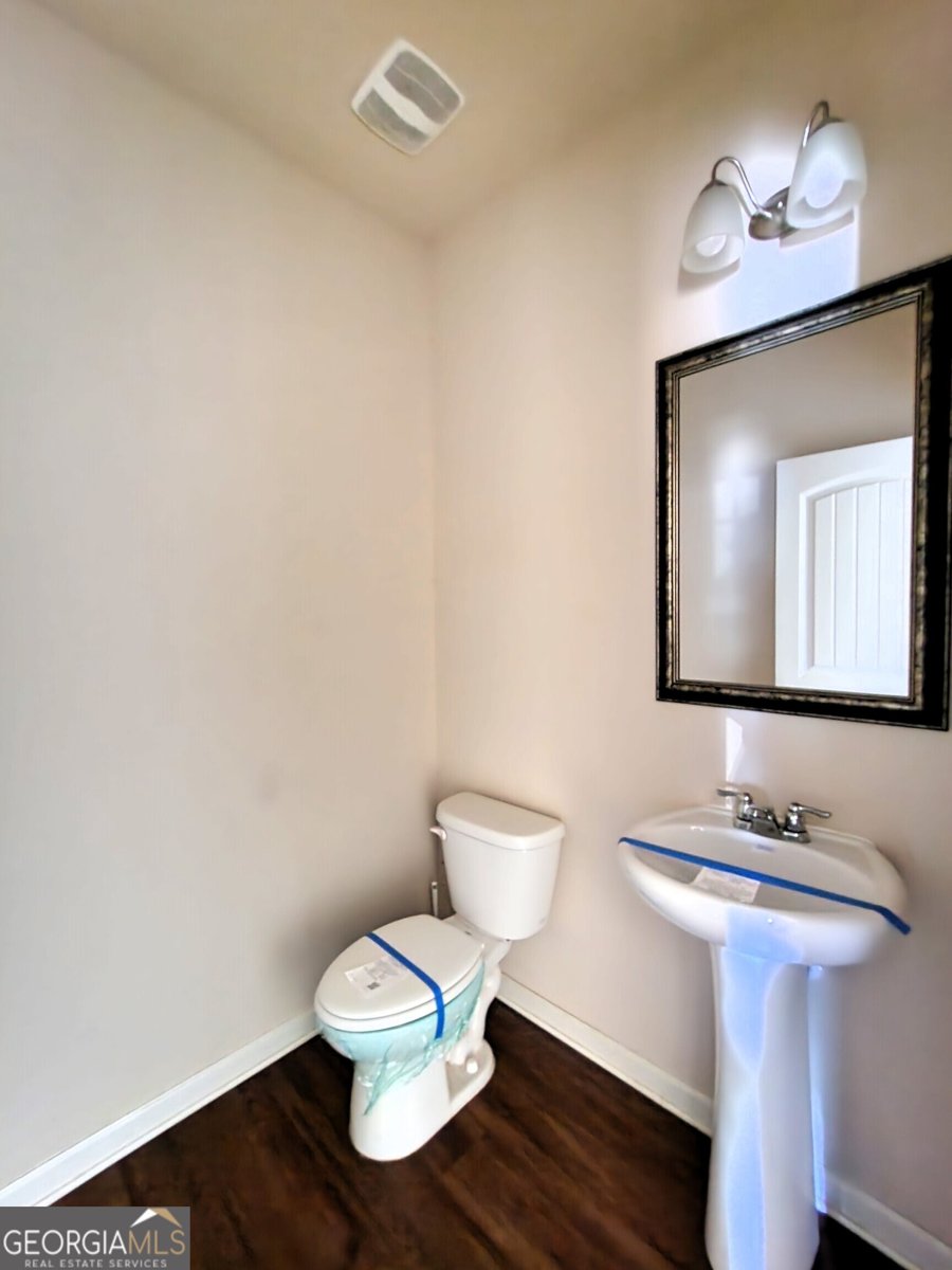 5150 Amberland Square Atlanta - 9