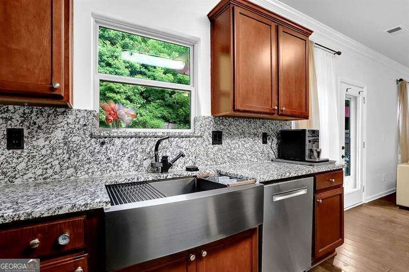 3945 SILVERTHORN Trace Cumming - 7