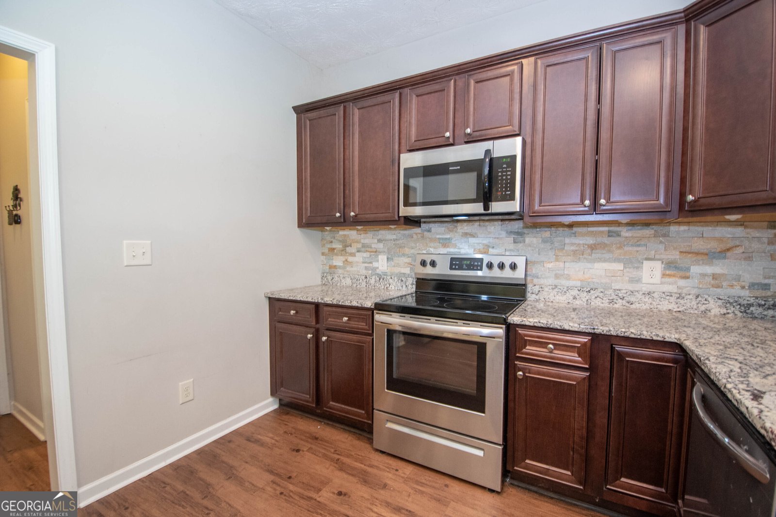 157 Amhurst Circle West Point - 10