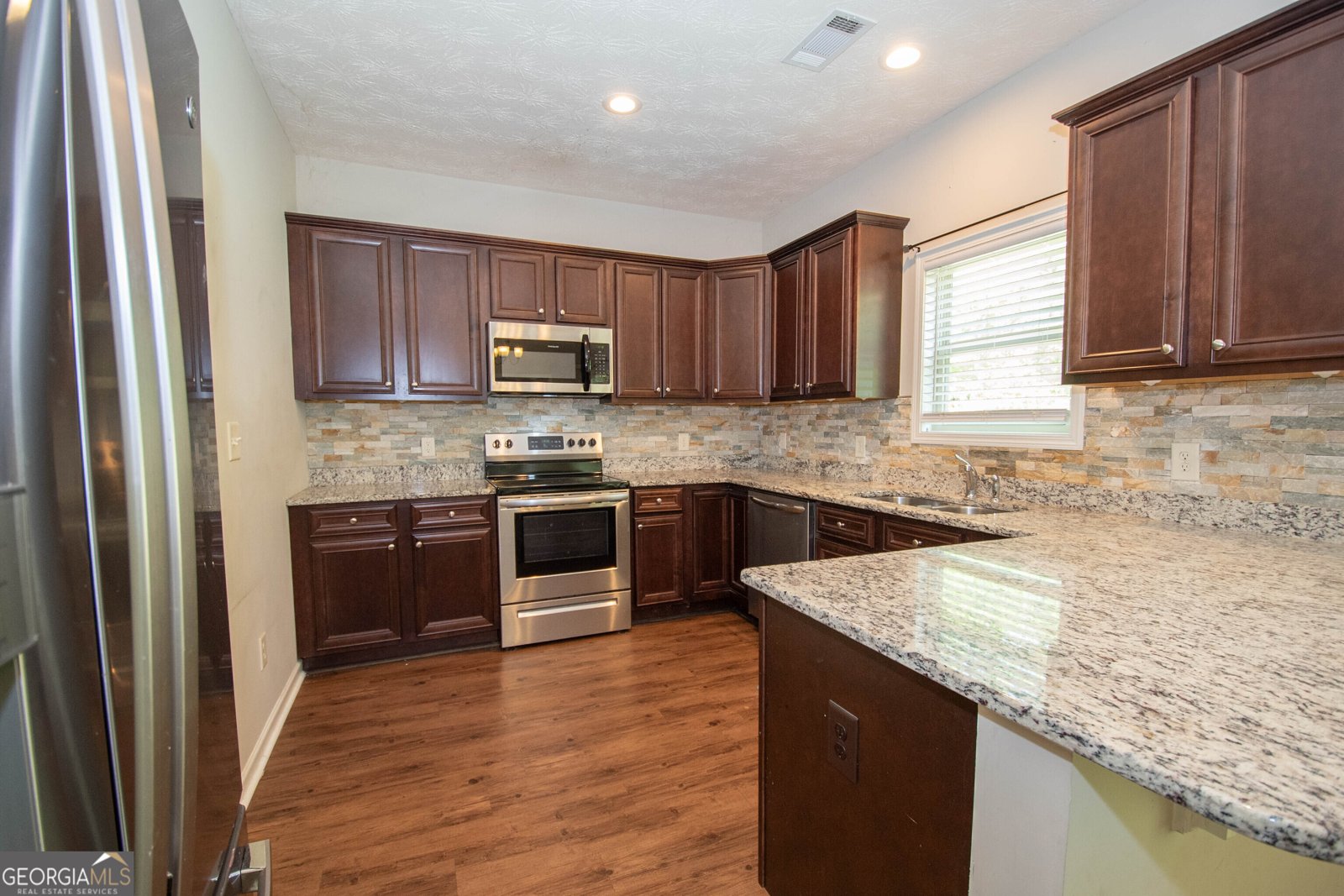157 Amhurst Circle West Point - 11