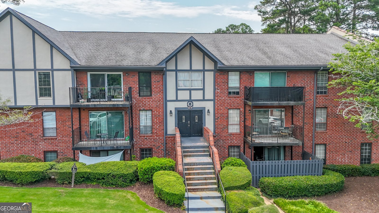 6851 Roswell Road Atlanta - 28