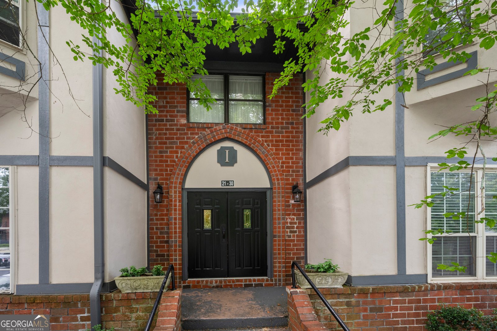 6851 Roswell Road Atlanta - 30