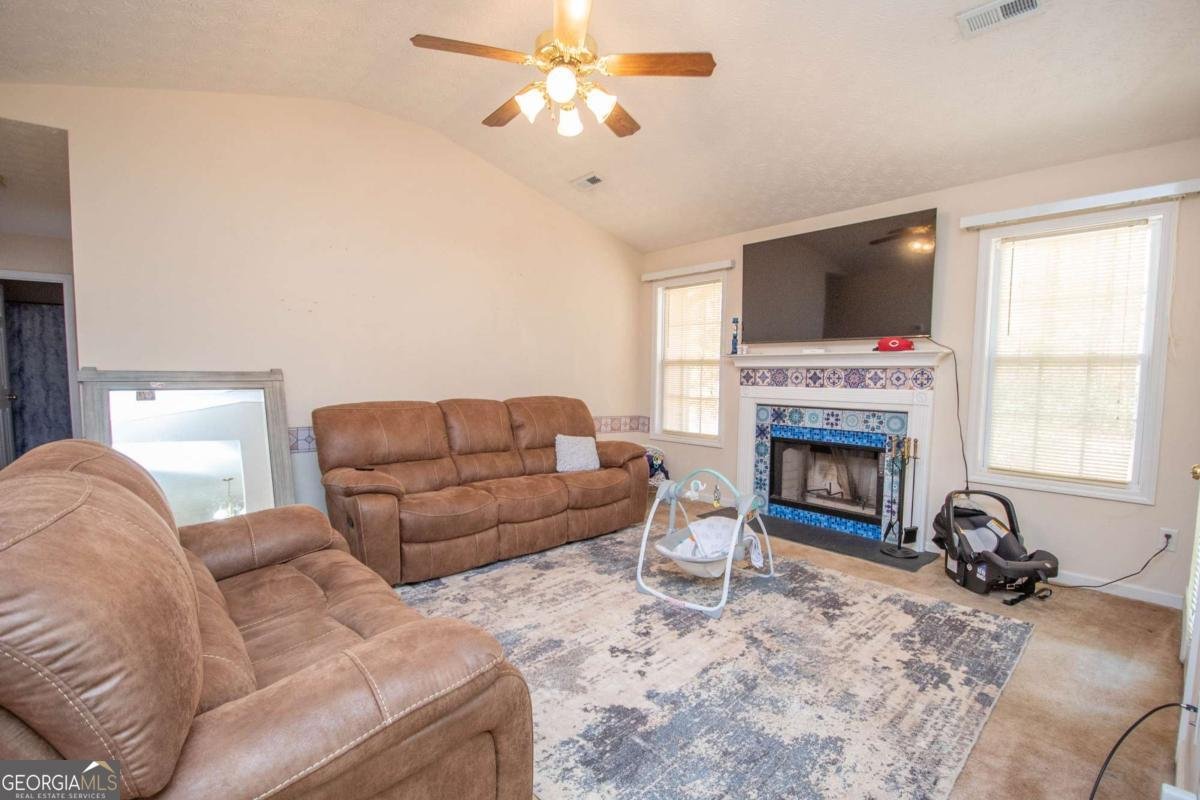 74 Canterbury Drive Grantville - 4