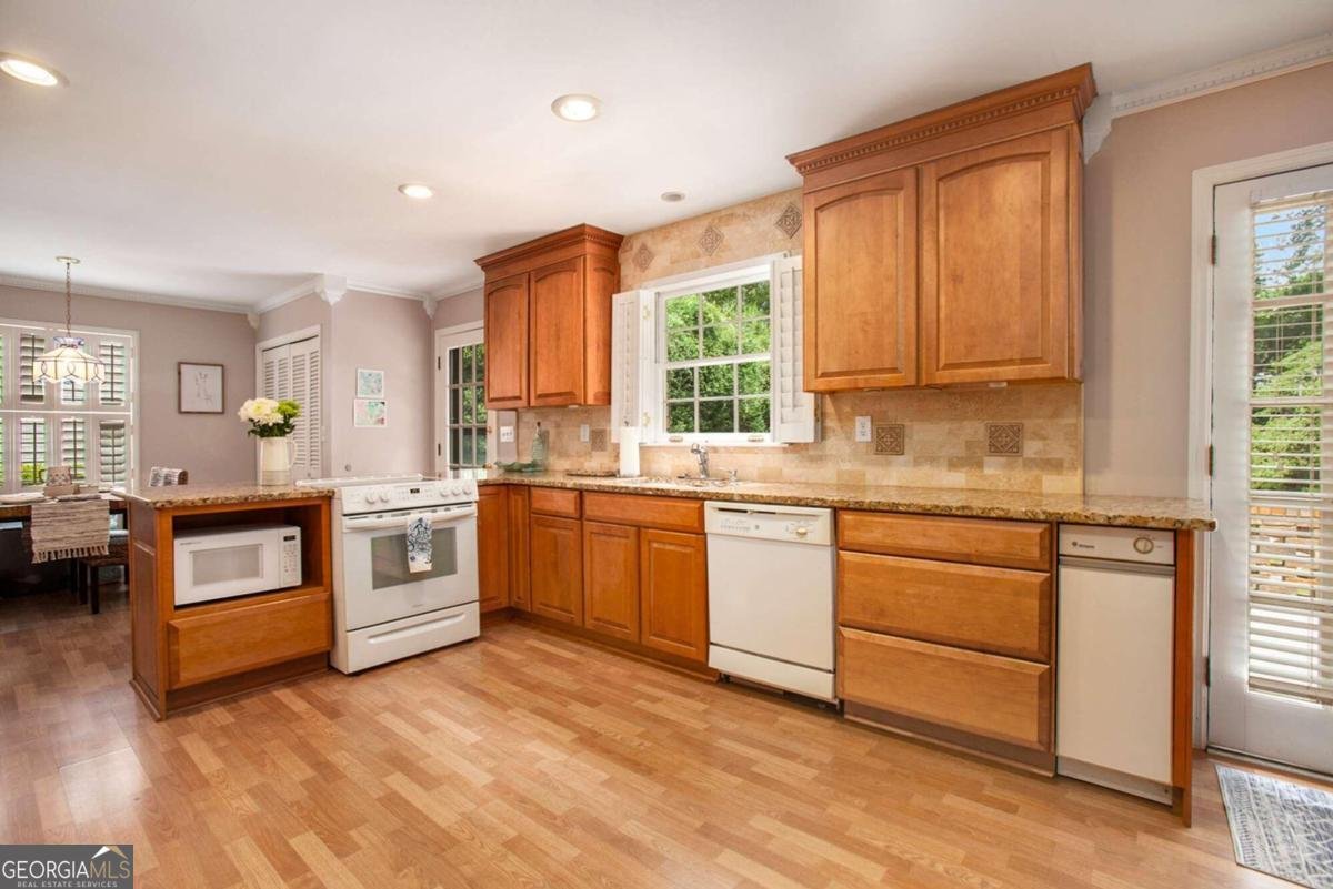 5513 Peachtree Road Dunwoody - 22