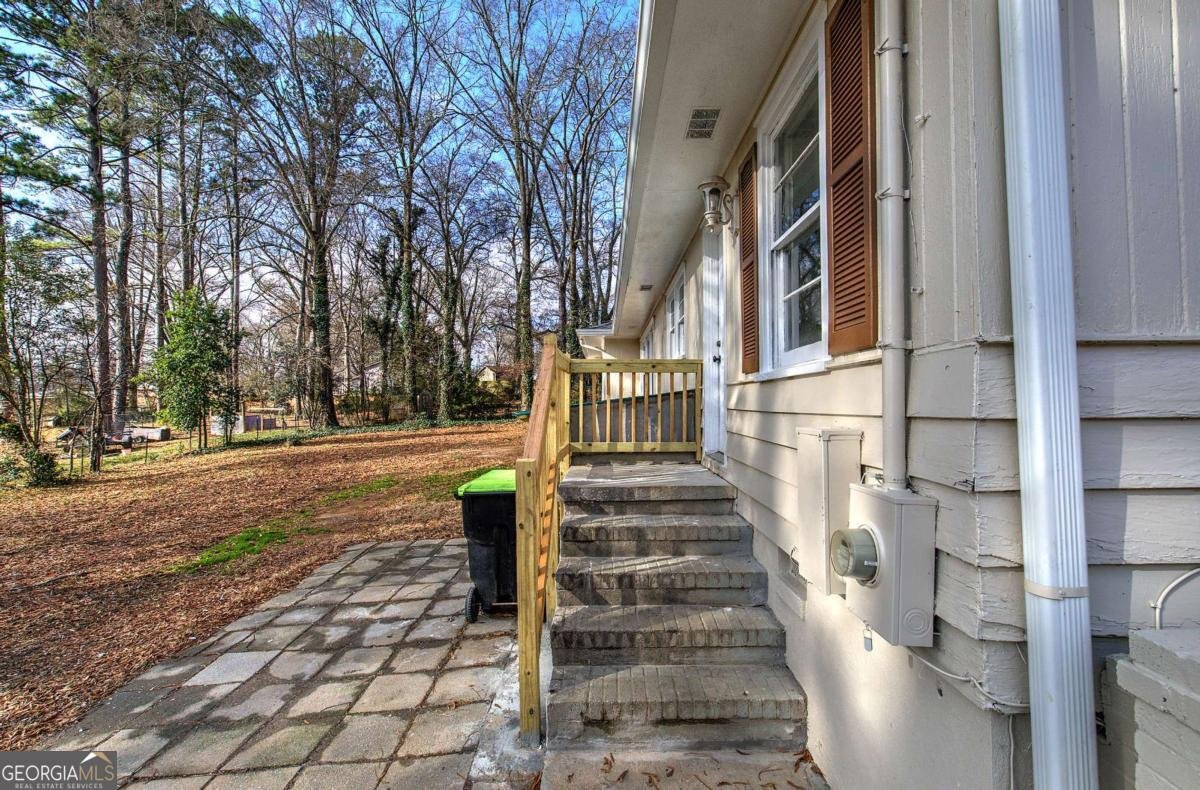 605 Girard Avenue Cedartown - 52