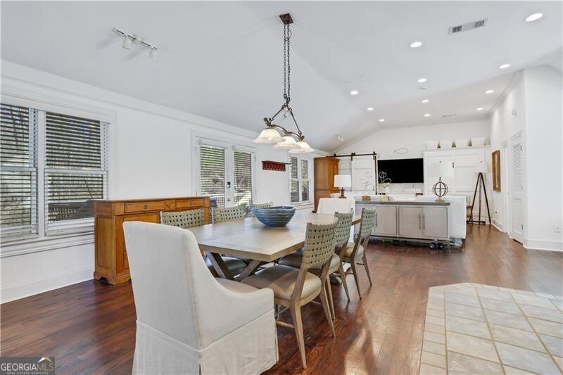 6030 Seminole Drive Flowery Branch - 55