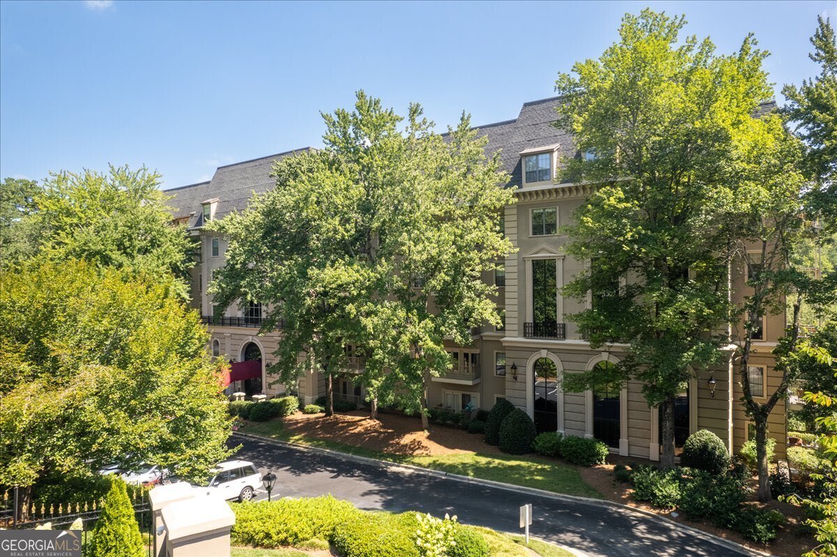 2865 Lenox Road Atlanta - 38
