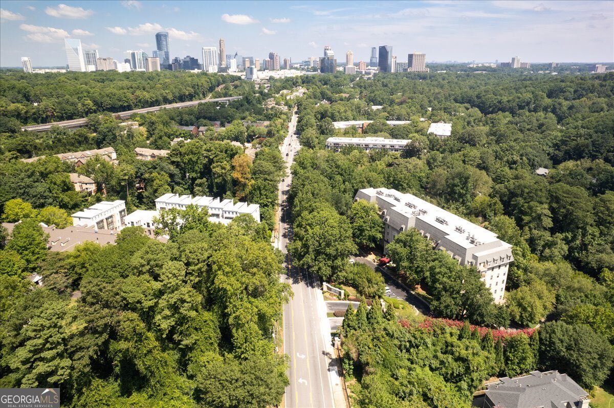 2865 Lenox Road Atlanta - 40