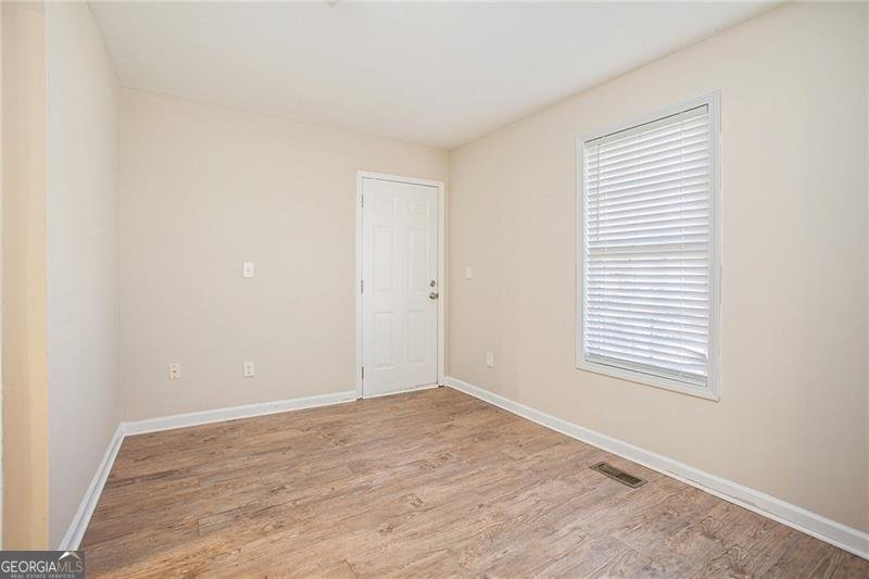 2159 MACON Drive Atlanta - 24