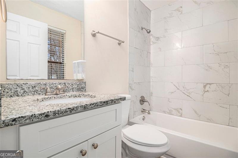 3901 WOOD Path Stone Mountain - 14