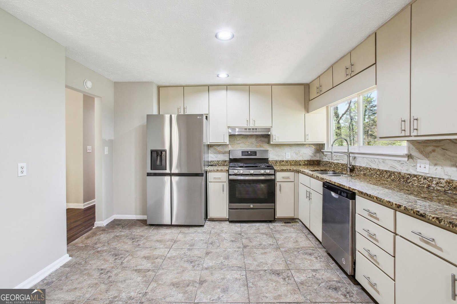 2069 Bethsaida Court Riverdale - 10