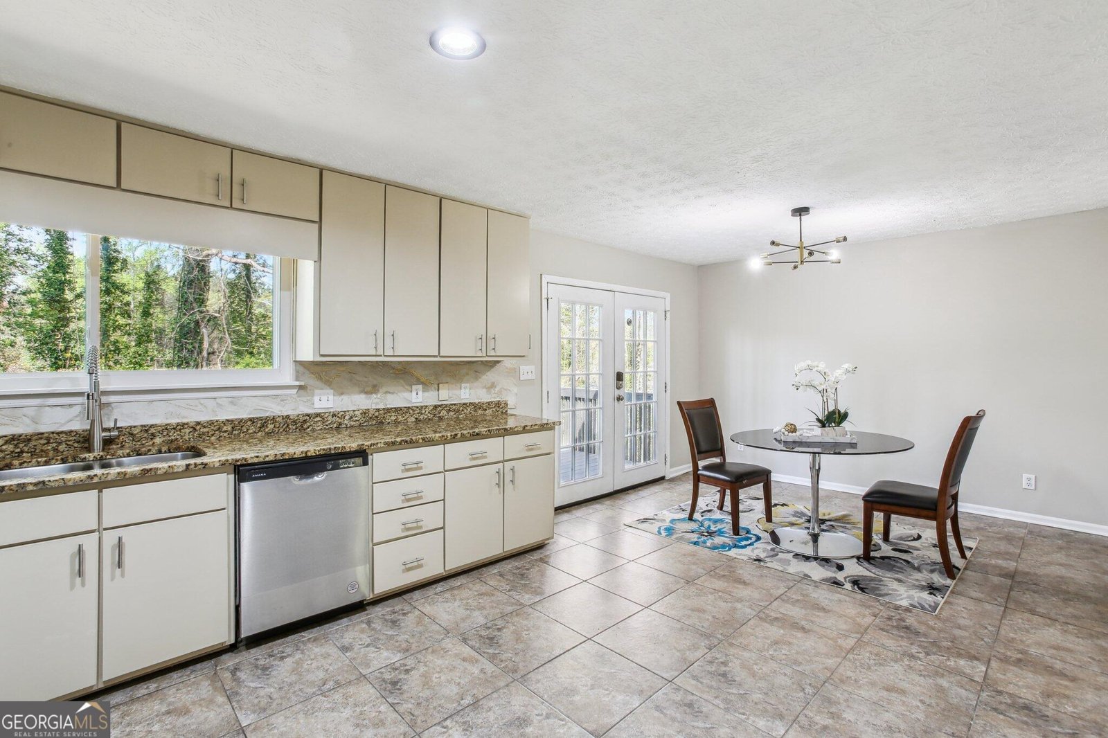 2069 Bethsaida Court Riverdale - 13
