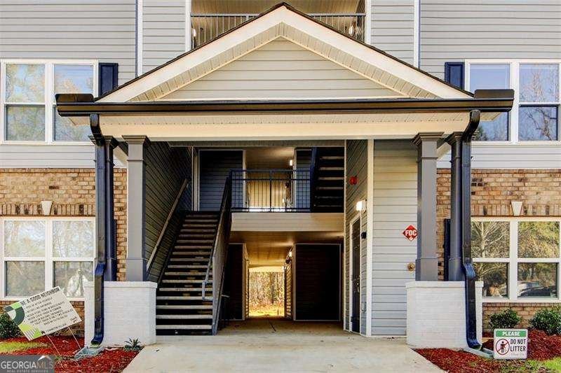 3102 Fairington Village Drive Lithonia - 1