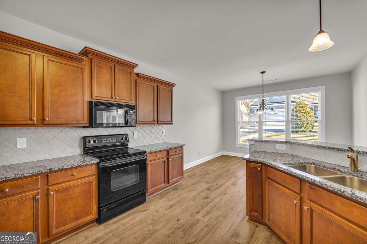 151 Chestnut Chase Hoschton - 28