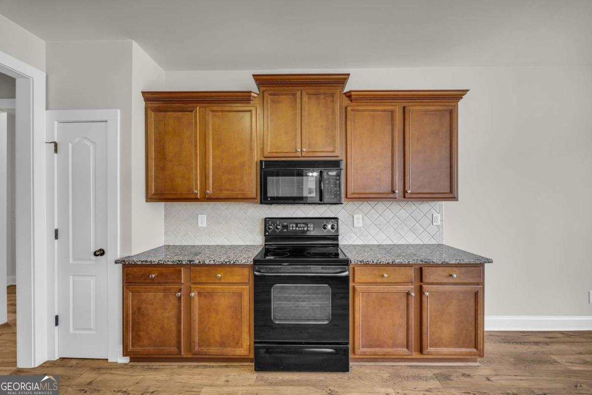 151 Chestnut Chase Hoschton - 31