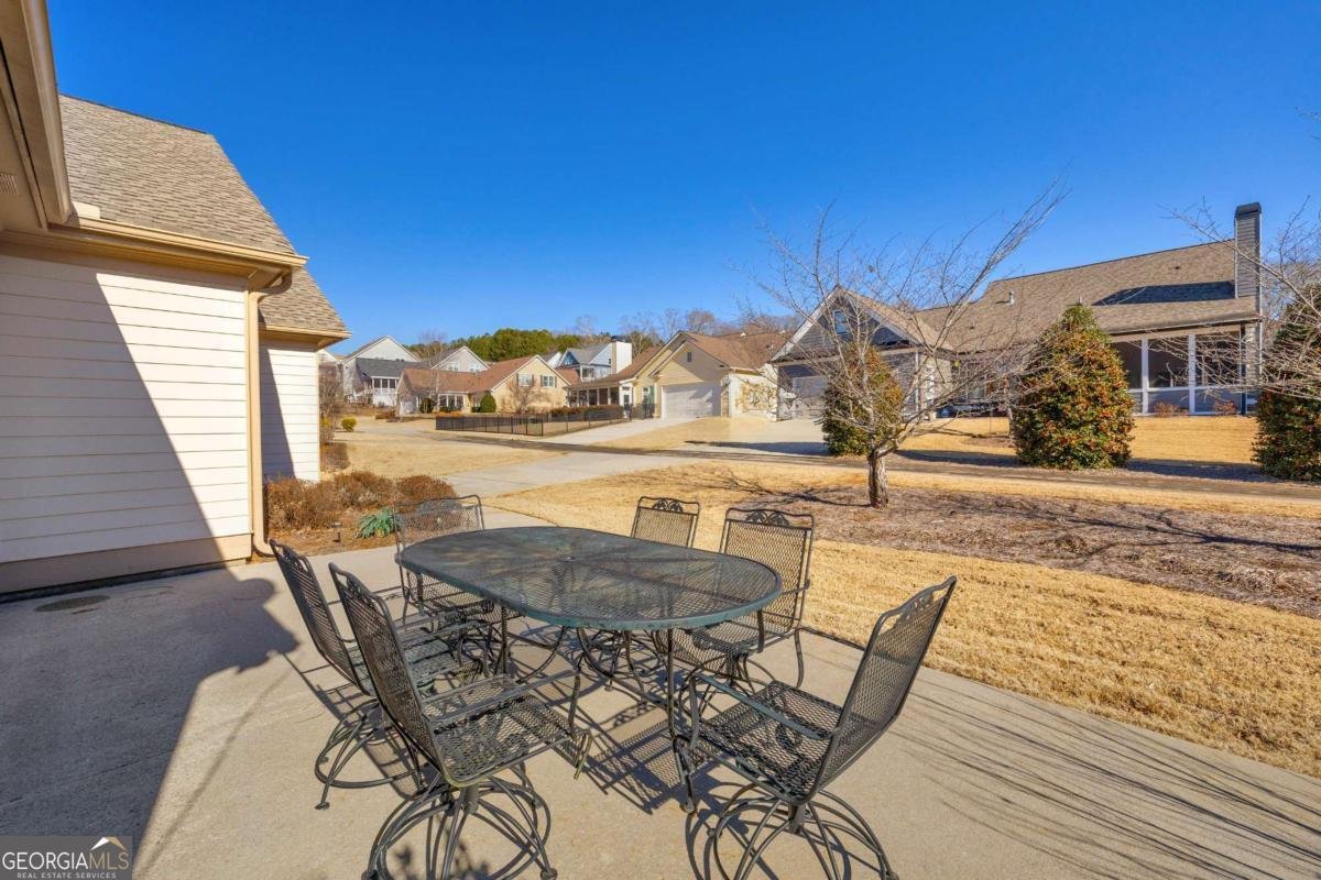 151 Chestnut Chase Hoschton - 46