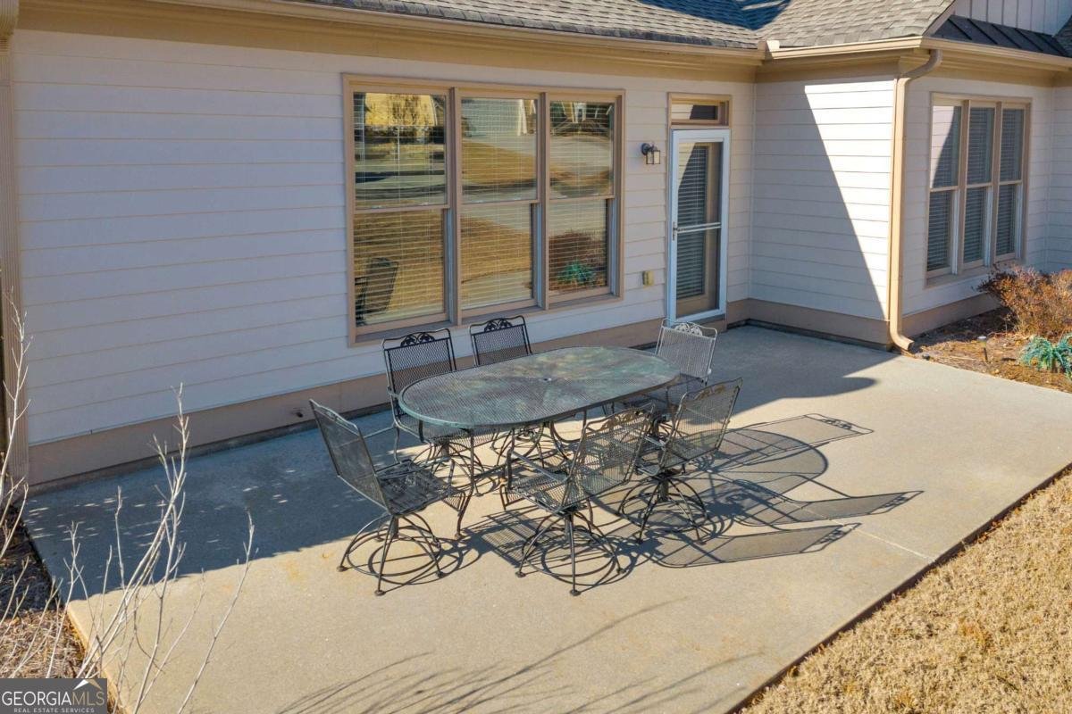 151 Chestnut Chase Hoschton - 8