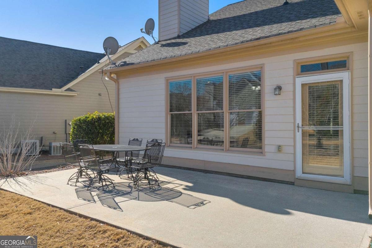 151 Chestnut Chase Hoschton - 9