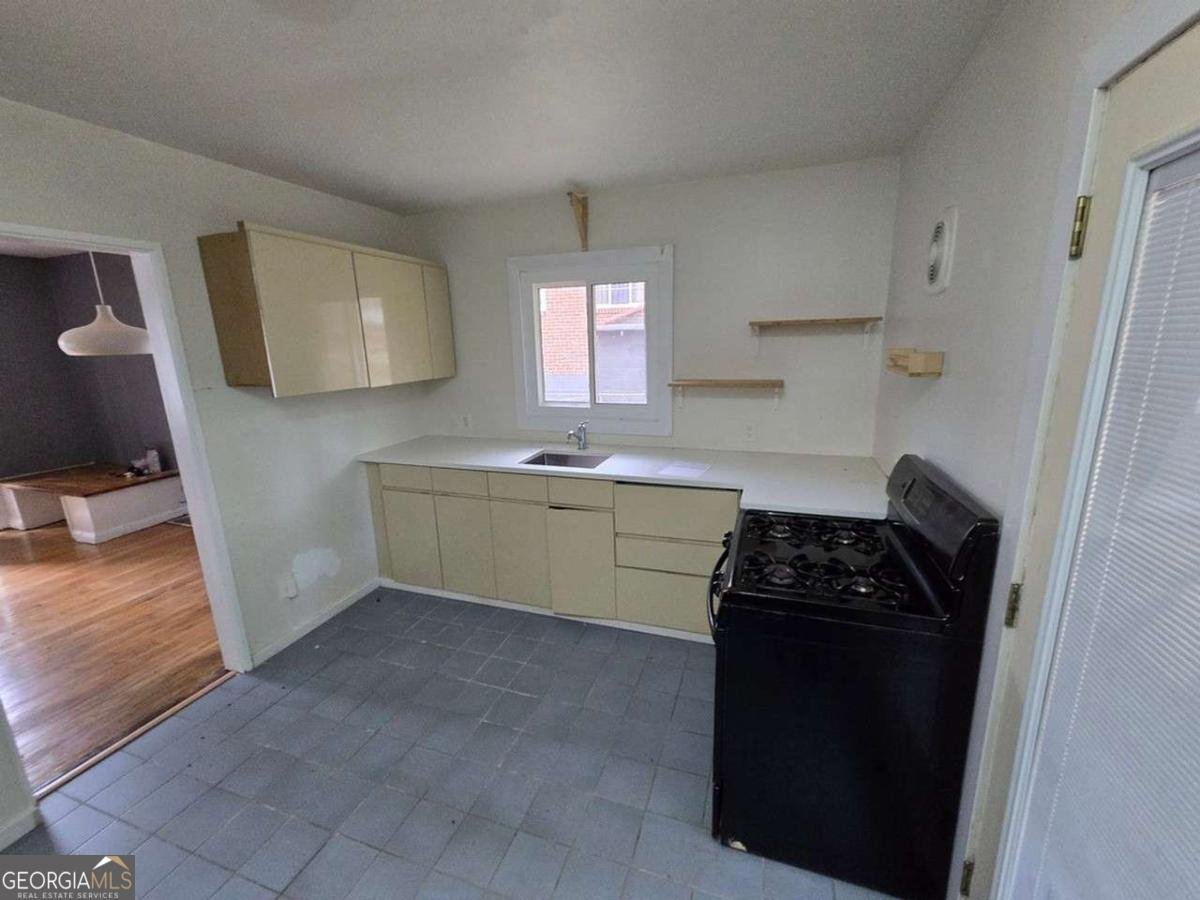 2842 Delowe Drive Atlanta - 14